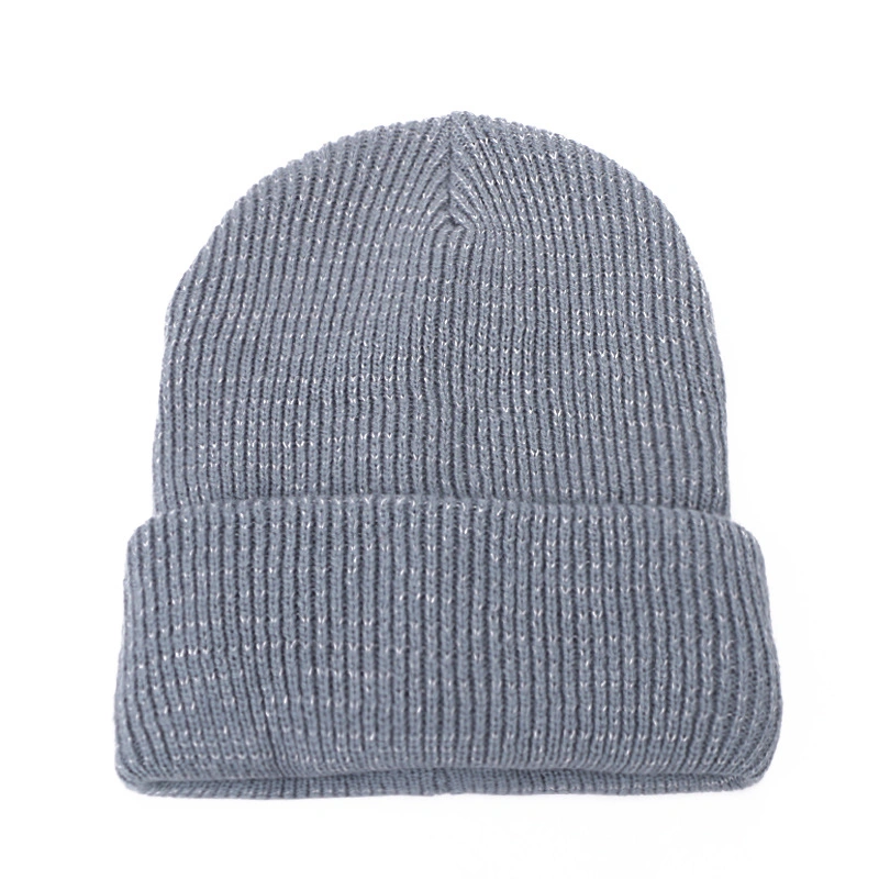 China Factory OEM Custom Winter Acrylic Knitted Outdoor Reflective Beanie Hat